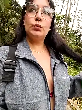 Snapshot of SaloGray8 chatting on April 29, 2026, 5:30 pm SaloGray8 online show from April 29, 2026, 5:30 pm