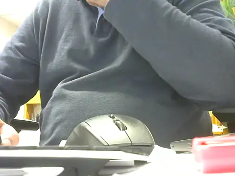 sssuka online show from February 9, 2026, 3:54 pm