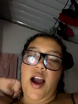 PetiteKattia online show from January 19, 2026, 4:49 am