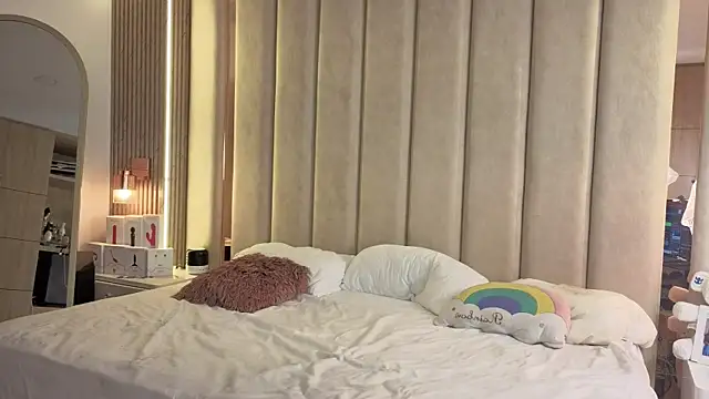 Snapshot of Iamnyxy chatting on November 29, 2025, 10:59 am Iamnyxy online show from November 29, 2025, 10:59 am