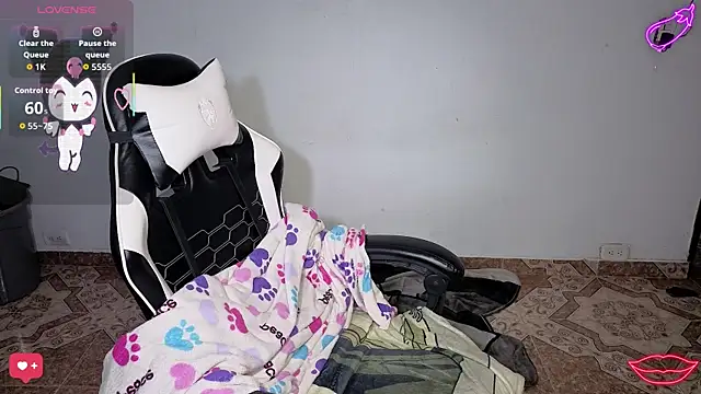 Melody Ghot online show from January 15, 2026, 1:36 pm