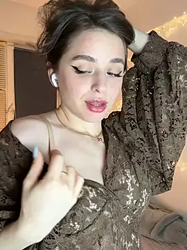 Snapshot of yoyogirlx chatting on February 20, 2026, 1:24 pm yoyogirlx online show from February 20, 2026, 1:24 pm