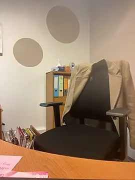 Deessenympho online show from January 19, 2026, 8:40 am