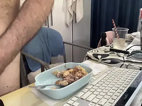 Snapshot of coach-karl chatting on October 10, 2025, 10:16 am coach-karl online show from October 10, 2025, 10:16 am