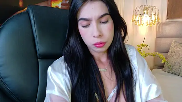 Snapshot of IrisDeLaVega_ chatting on March 29, 2026, 8:10 pm IrisDeLaVega online show from March 29, 2026, 8:10 pm