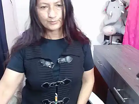 Snapshot of Tiff_Dirty69 chatting on April 3, 2026, 9:10 pm Tiff Dirty69 online show from April 3, 2026, 9:10 pm