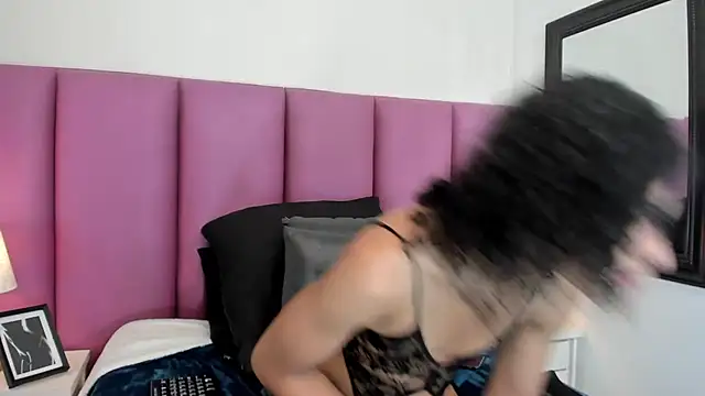AlexaBellanova online show from July 5, 2026, 4:19 am