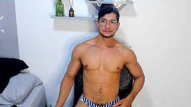 Snapshot of Nolan_joness chatting on July 7, 2026, 12:46 am Nolan joness online show from July 7, 2026, 12:46 am