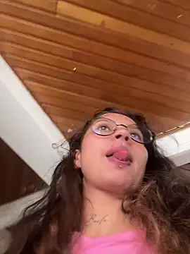 Dreana online show from March 26, 2026, 2:26 pm