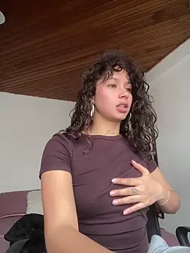 Dreana online show from March 3, 2026, 9:22 pm