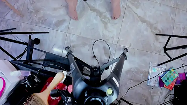 Snapshot of Dafnee__Xxx chatting on November 18, 2025, 1:03 pm Dafnee Xxx online show from November 18, 2025, 1:03 pm