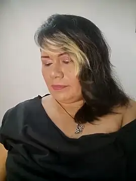 Snapshot of angi_daw chatting on April 20, 2026, 2:36 am angi daw online show from April 20, 2026, 2:36 am