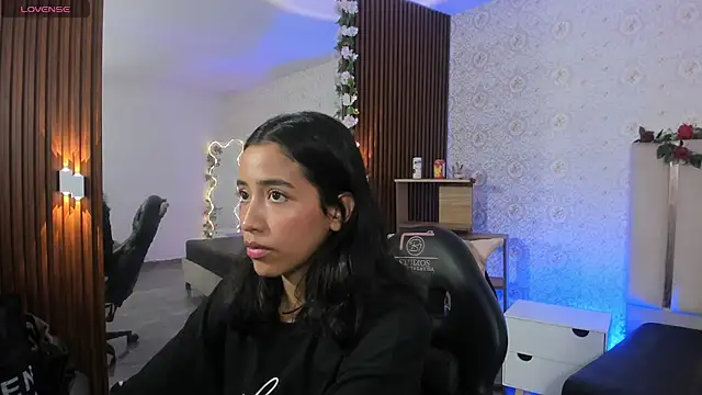 Joselyn tay online show from April 24, 2026, 7:27 pm