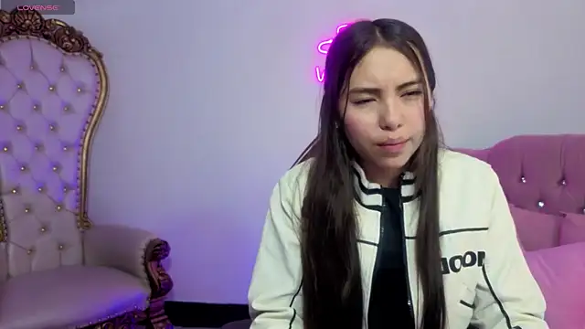 ISABELA TAY online show from May 20, 2026, 12:13 pm
