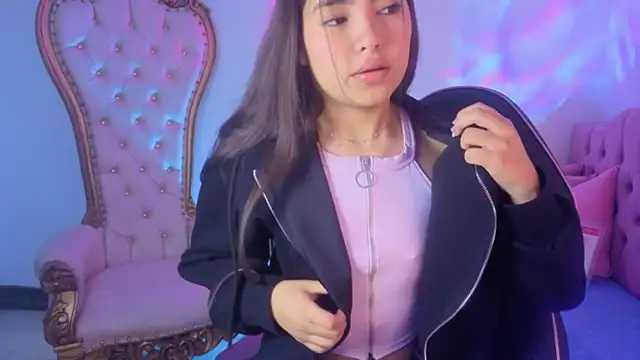 ISABELA TAY online show from June 17, 2026, 12:37 pm