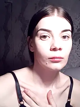 Snapshot of JhonSHelBy7LuNa chatting on January 8, 2026, 1:50 pm JhonSHelBy7LuNa online show from January 8, 2026, 1:50 pm