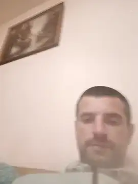 Snapshot of TwardyKierowca chatting on November 13, 2025, 9:51 pm TwardyKierowca online show from November 13, 2025, 9:51 pm