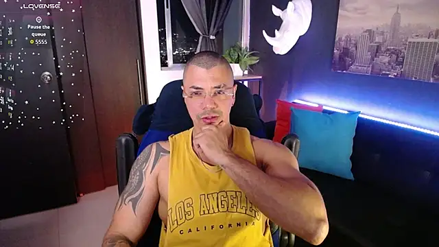 Snapshot of Zed_ferrer chatting on July 28, 2026, 1:02 am Zed ferrer online show from July 28, 2026, 1:02 am