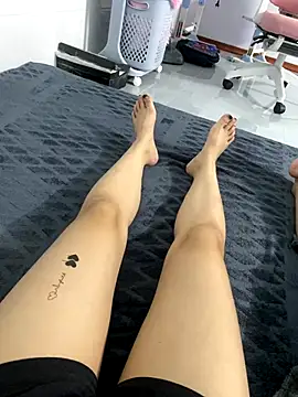 Bella wett online show from November 12, 2025, 3:49 pm