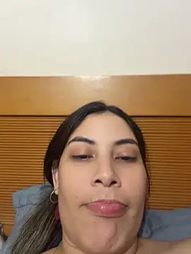 Anna Bitch Disgusting online show from May 1, 2026, 4:39 am