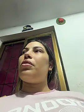 Anna Bitch Disgusting online show from May 6, 2026, 1:53 am