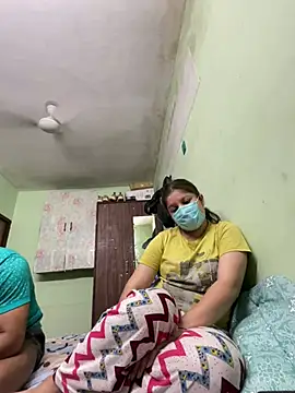 Cute hotzara online show from March 30, 2026, 5:42 am