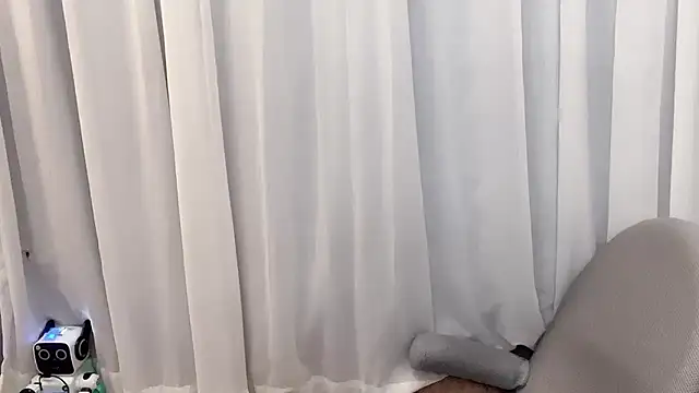 Snapshot of hayuyuyu chatting on February 15, 2026, 2:49 pm hayuyuyu online show from February 15, 2026, 2:49 pm