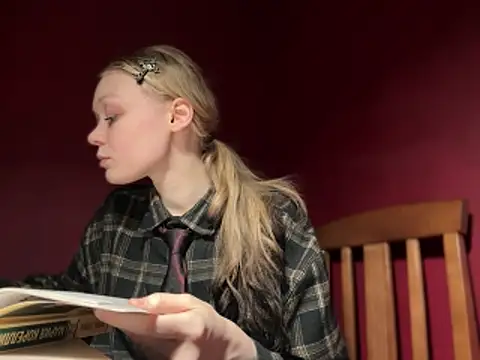 Snapshot of moonlight_fiend chatting on January 8, 2026, 2:17 am moonlight fiend online show from January 8, 2026, 2:17 am