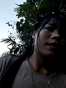 Snapshot of gugu0022 chatting on May 25, 2026, 11:47 pm gugu0022 online show from May 25, 2026, 11:47 pm