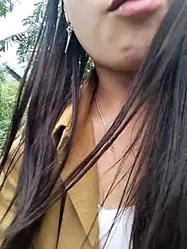 Snapshot of gugu0022 chatting on March 20, 2026, 10:49 am gugu0022 online show from March 20, 2026, 10:49 am