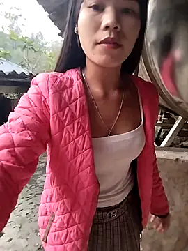 gugu0022 online show from January 12, 2026, 10:44 am