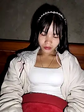 Snapshot of gugu0022 chatting on February 5, 2026, 11:00 pm gugu0022 online show from February 5, 2026, 11:00 pm