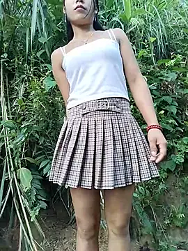 gugu0022 online show from July 12, 2026, 11:05 pm