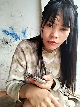 Snapshot of gugu0022 chatting on March 8, 2026, 2:04 am gugu0022 online show from March 8, 2026, 2:04 am