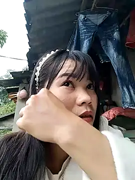 Snapshot of gugu0022 chatting on February 20, 2026, 7:43 am gugu0022 online show from February 20, 2026, 7:43 am