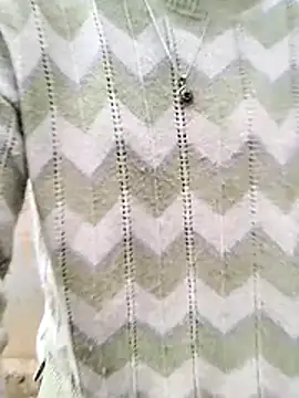 Snapshot of gugu0022 chatting on March 21, 2026, 8:19 am gugu0022 online show from March 21, 2026, 8:19 am