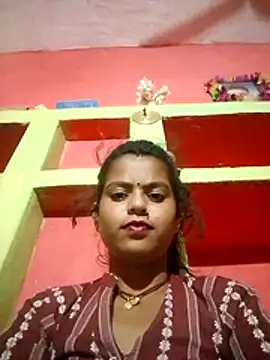 Snapshot of Kiranti_hot chatting on November 13, 2025, 6:34 pm Kiranti hot online show from November 13, 2025, 6:34 pm
