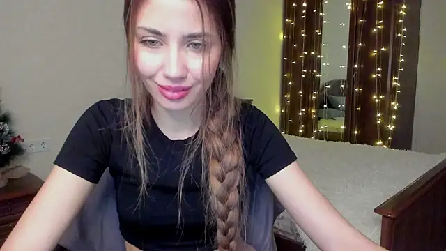 Aurora Glow21 online show from December 21, 2025, 11:23 am