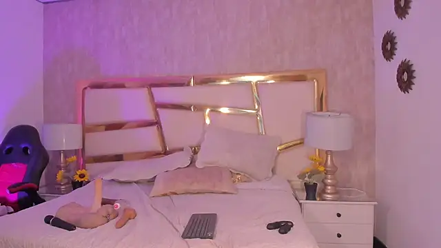 JacobRusso online show from July 17, 2026, 5:26 am