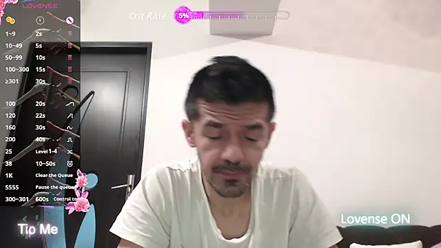 Snapshot of Dale_E chatting on November 25, 2025, 6:03 am Dale E online show from November 25, 2025, 6:03 am