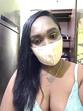 Snapshot of Dharshini98 chatting on February 25, 2026, 10:04 am Dharshini98 online show from February 25, 2026, 10:04 am