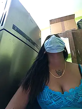 Snapshot of Dharshini98 chatting on December 4, 2025, 5:01 pm Dharshini98 online show from December 4, 2025, 5:01 pm