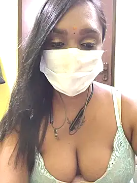 Snapshot of Dharshini98 chatting on March 5, 2026, 5:53 pm Dharshini98 online show from March 5, 2026, 5:53 pm