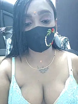 Snapshot of Dharshini98 chatting on March 23, 2026, 6:52 pm Dharshini98 online show from March 23, 2026, 6:52 pm