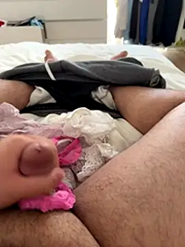 Snapshot of latina_w19 chatting on November 22, 2025, 12:26 pm latina w19 online show from November 22, 2025, 12:26 pm