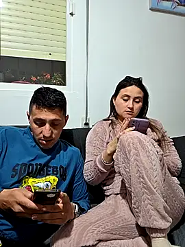 Snapshot of 7milo chatting on February 24, 2026, 7:04 pm 7milo online show from February 24, 2026, 7:04 pm