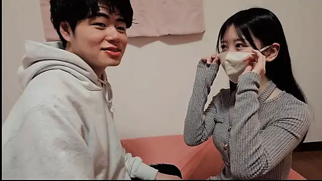 ikura chan online show from February 1, 2026, 4:44 am