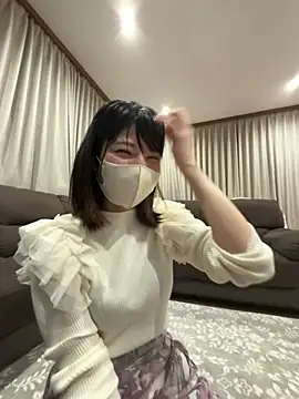 mayumichan13 online show from April 28, 2026, 8:46 pm