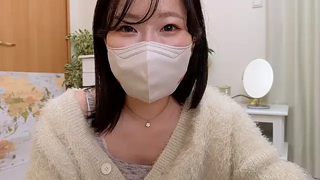 Snapshot of JPJr-KANA chatting on November 15, 2025, 8:40 am JPJr-KANA online show from November 15, 2025, 8:40 am