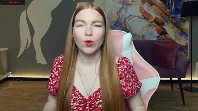 LavetaShiroma online show from December 19, 2025, 9:17 pm